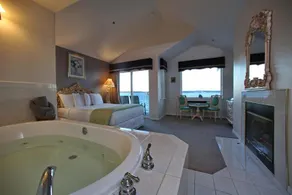 Tides Inn & Suites - Image 5