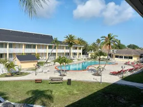 Rodeway Inn (Formerly Holiday Hotel & Resort) - Image 5