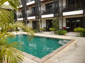 Ampha Place Hotel - Image 5
