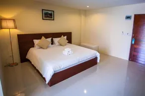 Jjw House - Image 2