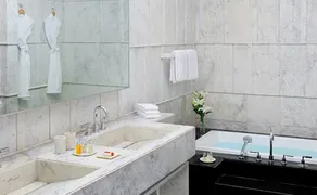 Lebua Resort - Image 4