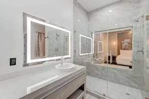 SureStay by Best Western Houston Southeast - Image 5