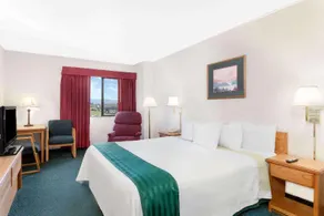 Hotel Butte - Image 4