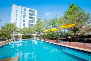 NY City Resort and Spa - Image 4