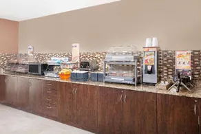 Microtel Inn & Suites By Wyndham Breaux Bridge - Image 2