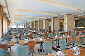 Korumar Hotel De Luxe - Image 5