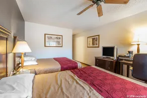 Estes Village Inn - Image 4