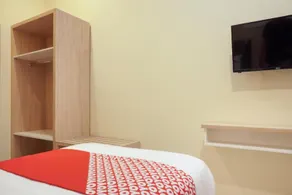 D'Home By OYO Rooms - Image 2