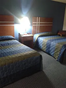 Quality Inn - Image 2