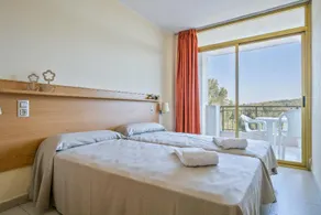 Apartamentos Cataluna 92 - Image 2
