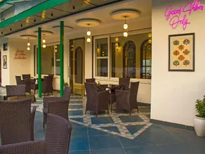 Quality Inn by Lawrence Hotels - Image 5