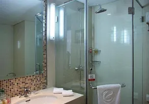Hua Bin International Hotel - Image 2