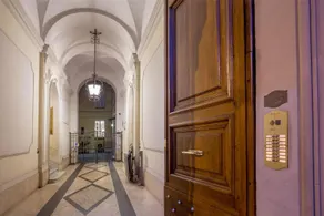 Courtyard Rome Suite - Image 2