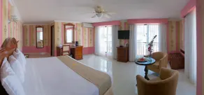 Hotel Plaza Colonial - Image 4