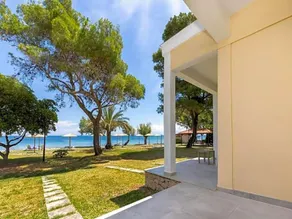 Mimoza Beach - Image 2