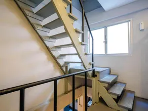 3HOWw Hostel - Image 2
