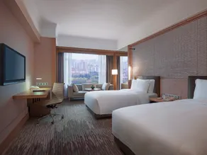 New World Shanghai Hotel - Image 4