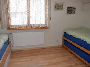 Aegertenstrasse 18 # 1 - Two Bedroom - Image 2