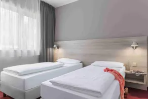 Serways Hotel Steigerwald - Image 4