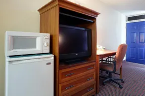 Americas Best Value Inn-Weatherford - Image 2