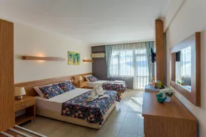 Aqua Nina Hotel - Image 2