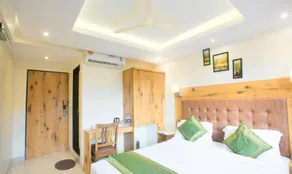 Treebo Anam International - Image 3