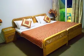 Pine Top Hotels Naran - Image 5