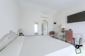 Hotiday Room Collection - Porto Cervo - Image 4