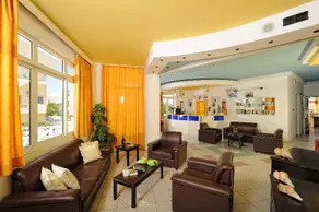 Filia Hotel Apartments - Image 4