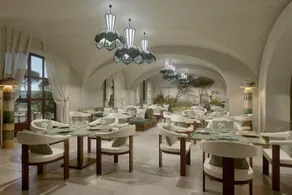 Hôtel De La Fontaine - Image 2