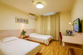 Jingcheng Business Hotel (Beijing Shilihe Metro Station) - Image 3
