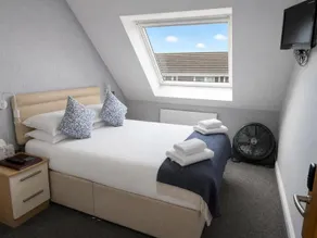 Boathouse Hotel - Image 4