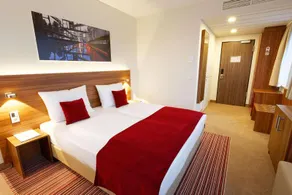 GHOTEL hotel & living Essen - Image 5