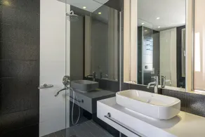 Apollo Hotel - Image 2