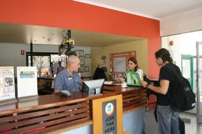 Alice Springs YHA - Image 3