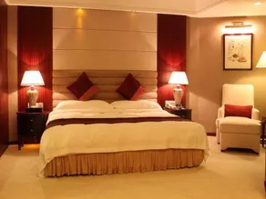 Century Plaza Hotel - Image 4