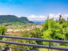 Residence Panorama - Image 4