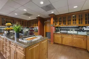 Suites On Scottsdale - Image 4