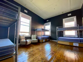 Victoria Hotel Backpackers - Image 5