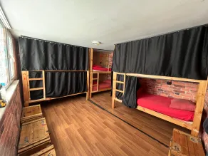 Lola backpacker's Hostel - Image 4