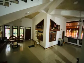 V6 Holiday Bungalow - Image 2