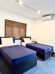 Travelers Haven Hostel Katunayake - Image 4