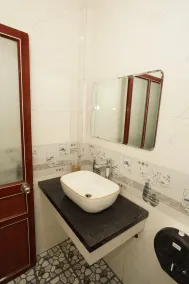 Tam Coc Open 24 Hours Hostel - Image 5