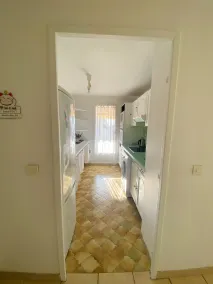 Budget-Friendly Bunk/Shared Room - Image 3