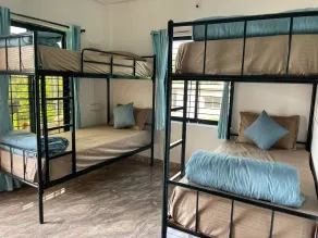 12 Monks Backpacker Resort - Image 3