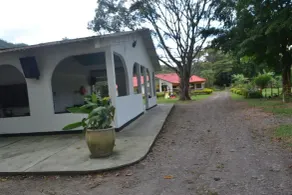 Parque Selva Hostal - Image 4