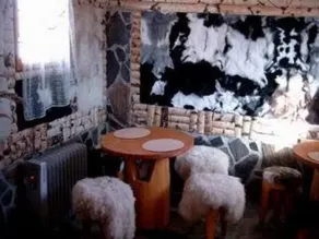 Poarta Zmeilor Guesthouse - Image 5