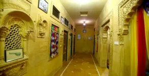 Royal Hostel - Image 5
