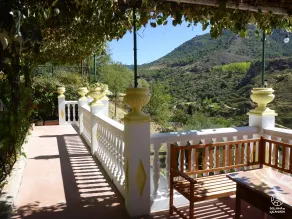 Solana de Granada - Outdoor and Climbing Hostel - Image 2