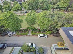 NUAB House-Fortis/MAX/MEDANTA/Paras/HUDA Metro - Image 3